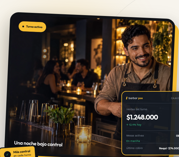 Persona atendiendo un bar mientras controla las ventas en una tablet con BarBar POS